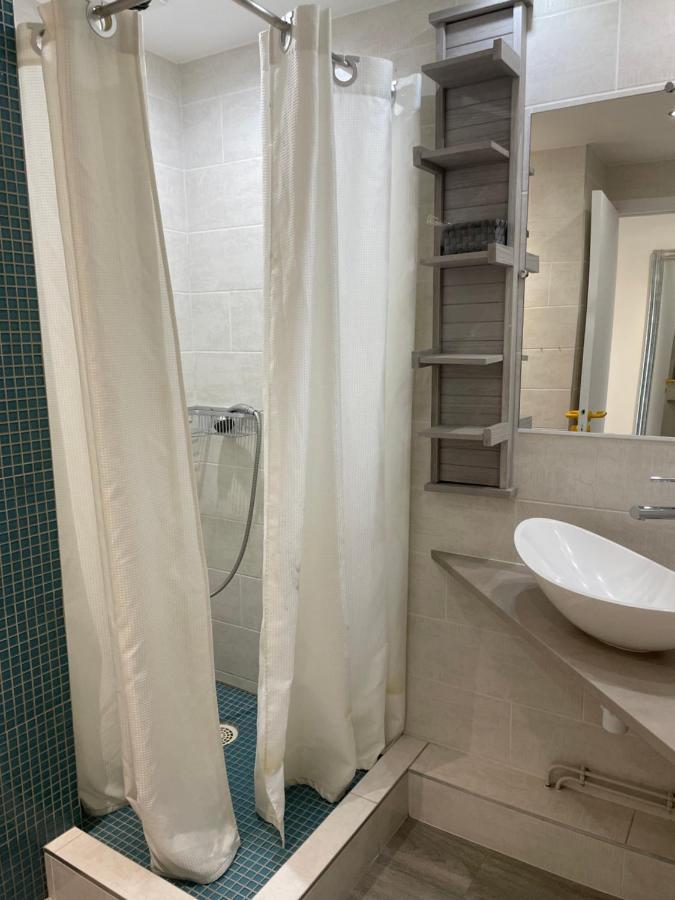 L'Abribis Hotel Фирмини Екстериор снимка