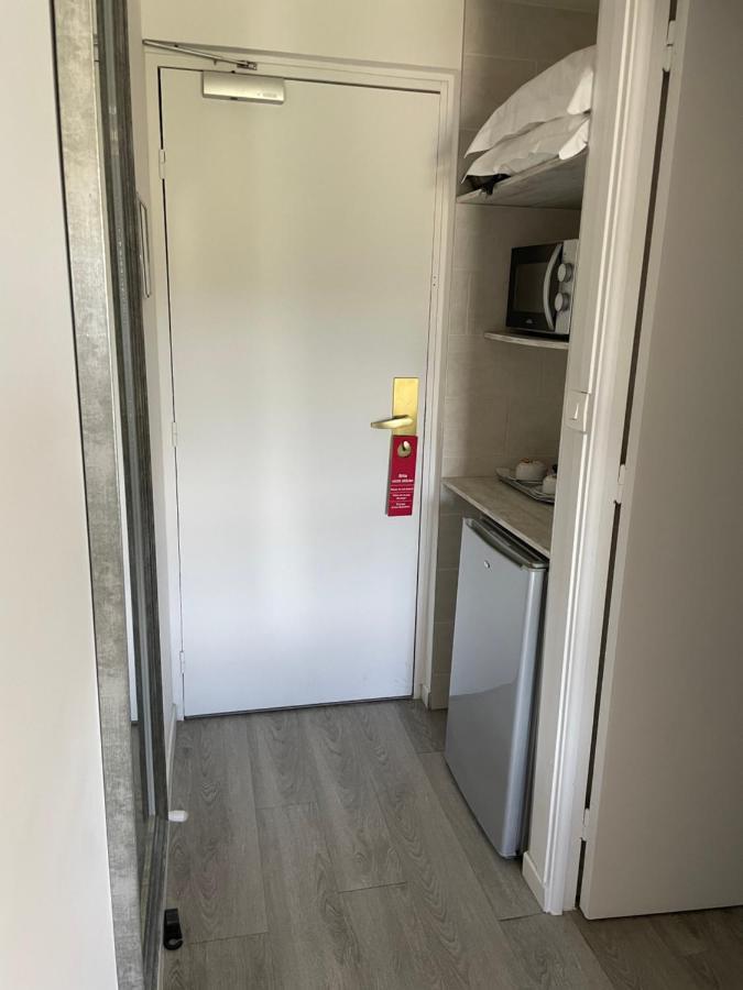 L'Abribis Hotel Фирмини Екстериор снимка