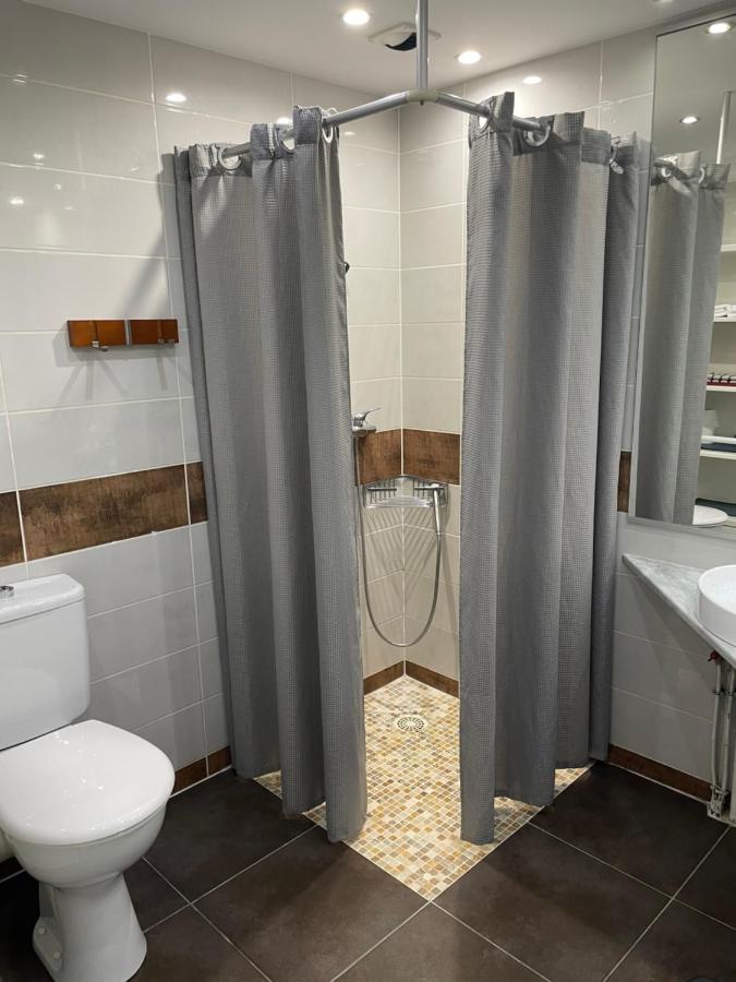 L'Abribis Hotel Фирмини Екстериор снимка