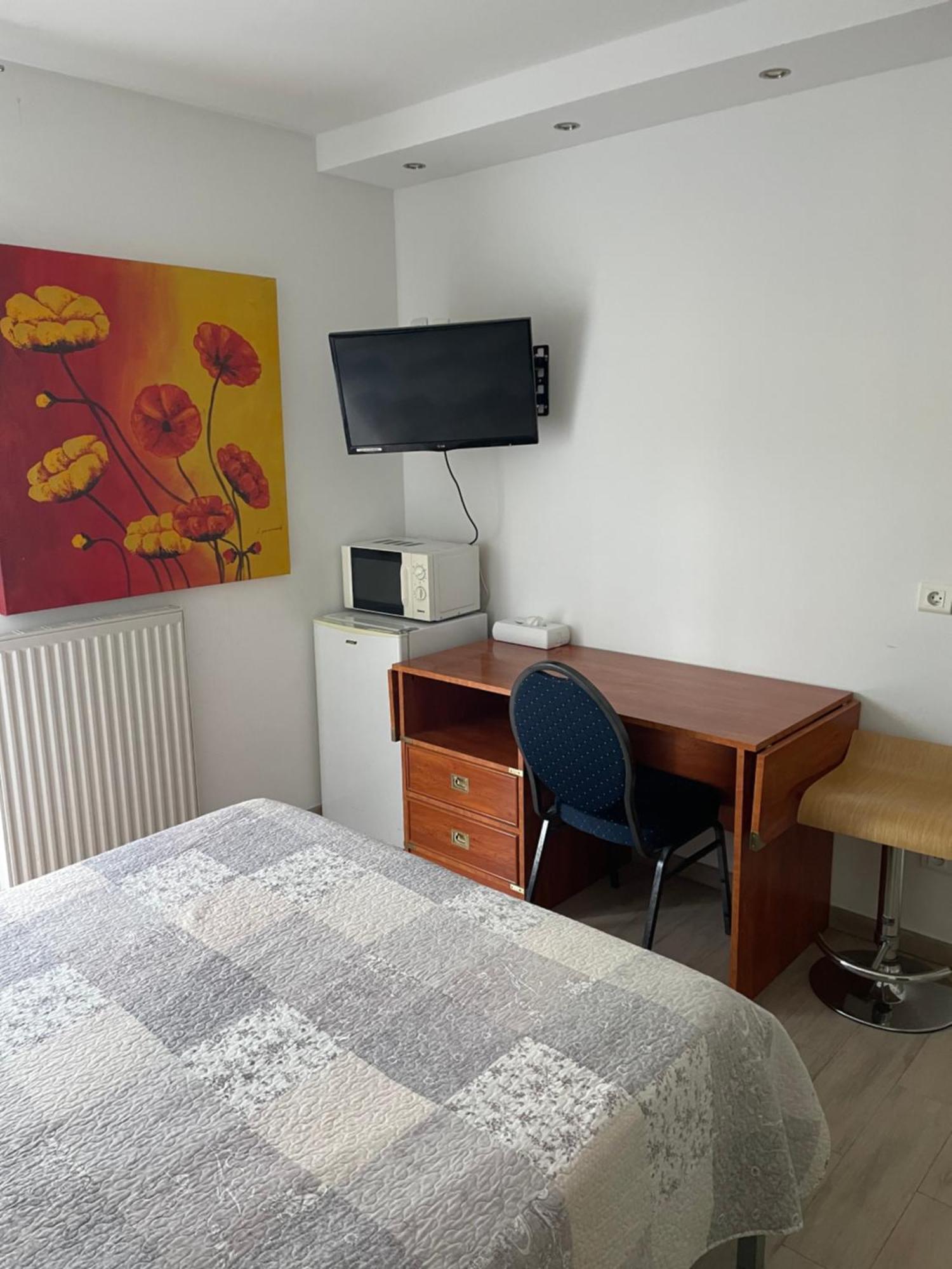 L'Abribis Hotel Фирмини Стая снимка