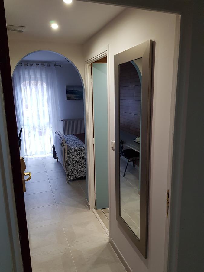 L'Abribis Hotel Фирмини Екстериор снимка